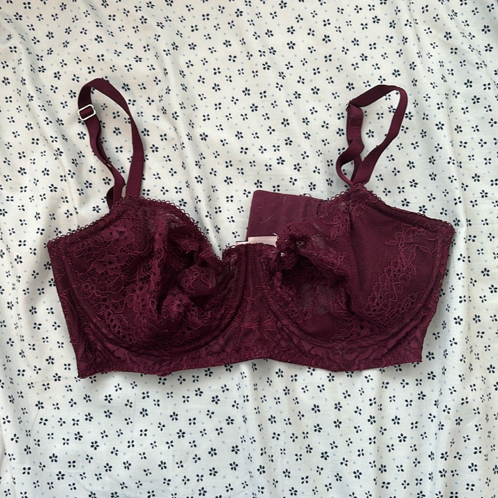Maroon bra